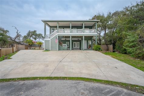 21 Bahama St S Rockport TX 78382