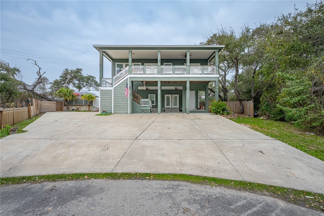 21 Bahama St S Rockport TX 78382