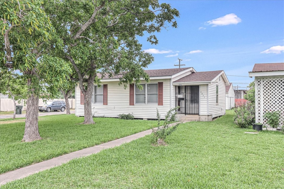 1057 Bobalo Drive Corpus Christi TX 78412