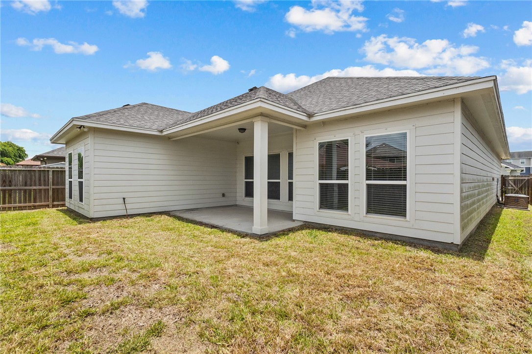 5721 Bella Di Giorno Drive Corpus Christi TX 78414