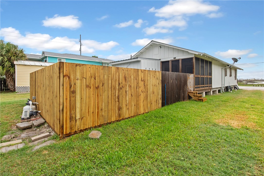 1326 Ross Avenue Port Aransas TX 78373