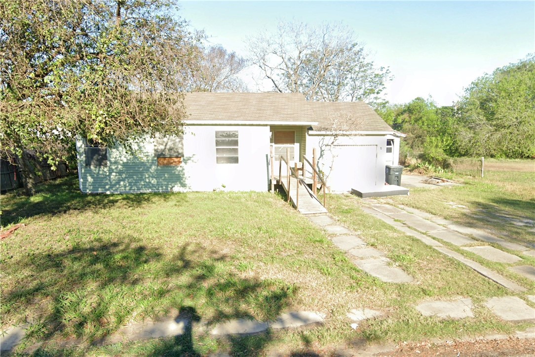 1213 Golla Drive Corpus Christi TX 78407