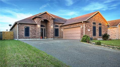5817 Aava Corpus Christi TX 78414