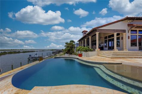 755 S Bay Street Aransas Pass TX 78336