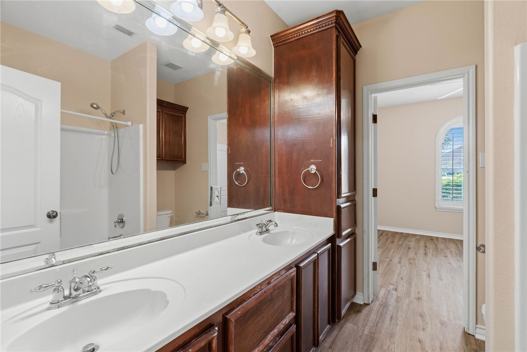 6206 Queen Jane Street Corpus Christi TX 78414