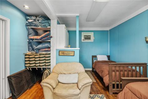 1402 Van Buren Port O'connor TX 77982