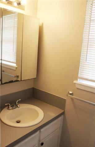 230 Birchwood Kingsville TX 78363