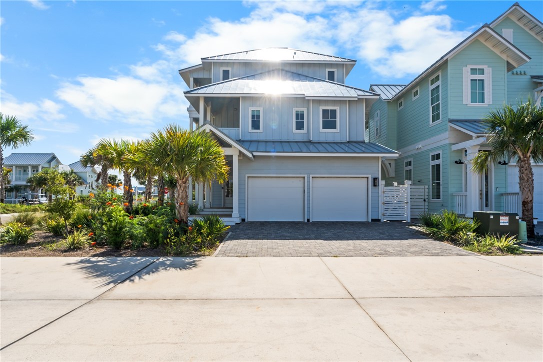 641 Sunset Avenue Port Aransas TX 78373