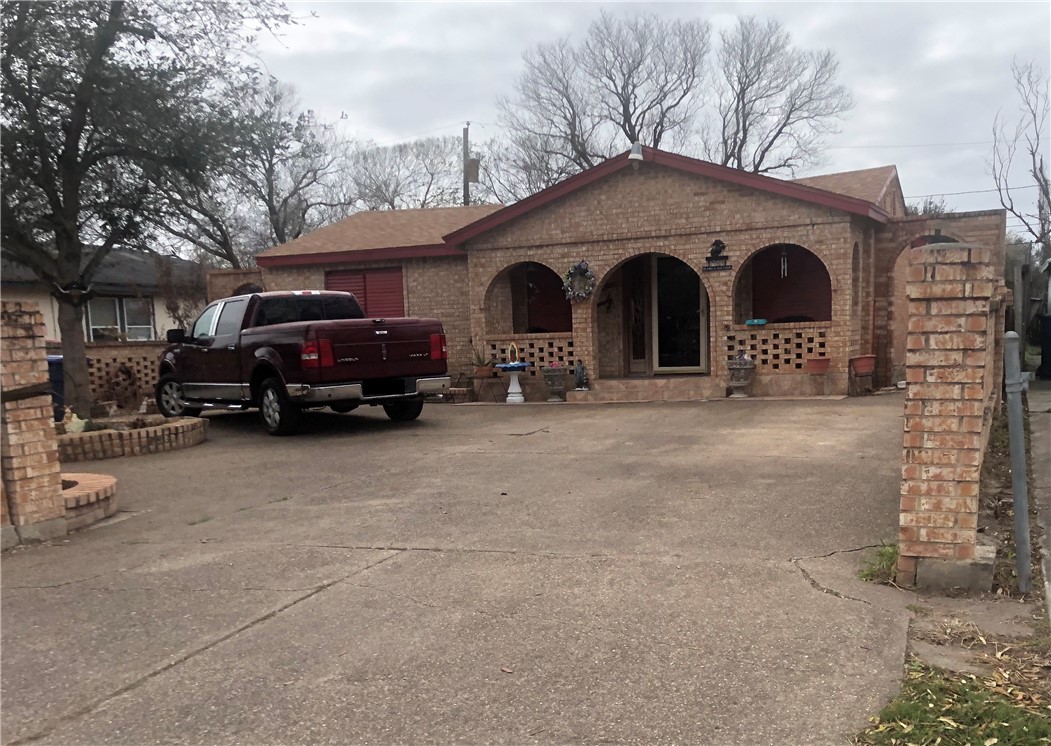 1705 Sherman Street Corpus Christi TX 78416