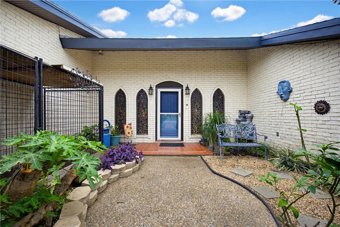 120 Shore Drive Portland TX 78374