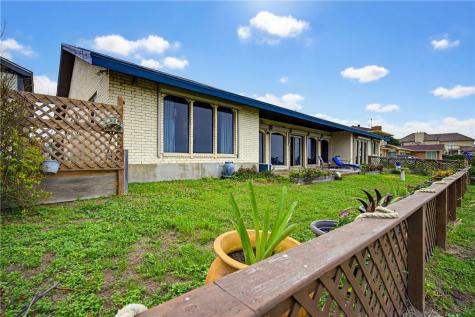 120 Shore Drive Portland TX 78374