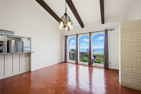 120 Shore Drive Portland TX 78374
