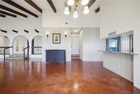 120 Shore Drive Portland TX 78374