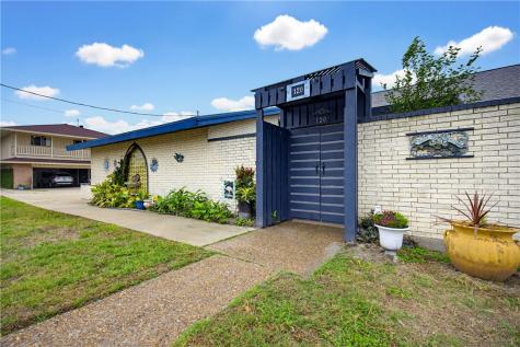 120 Shore Drive Portland TX 78374