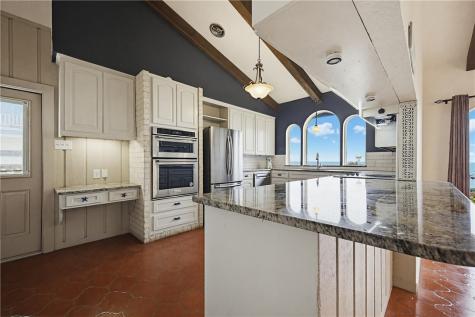 120 Shore Drive Portland TX 78374