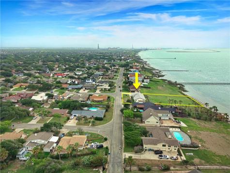 120 Shore Drive Portland TX 78374