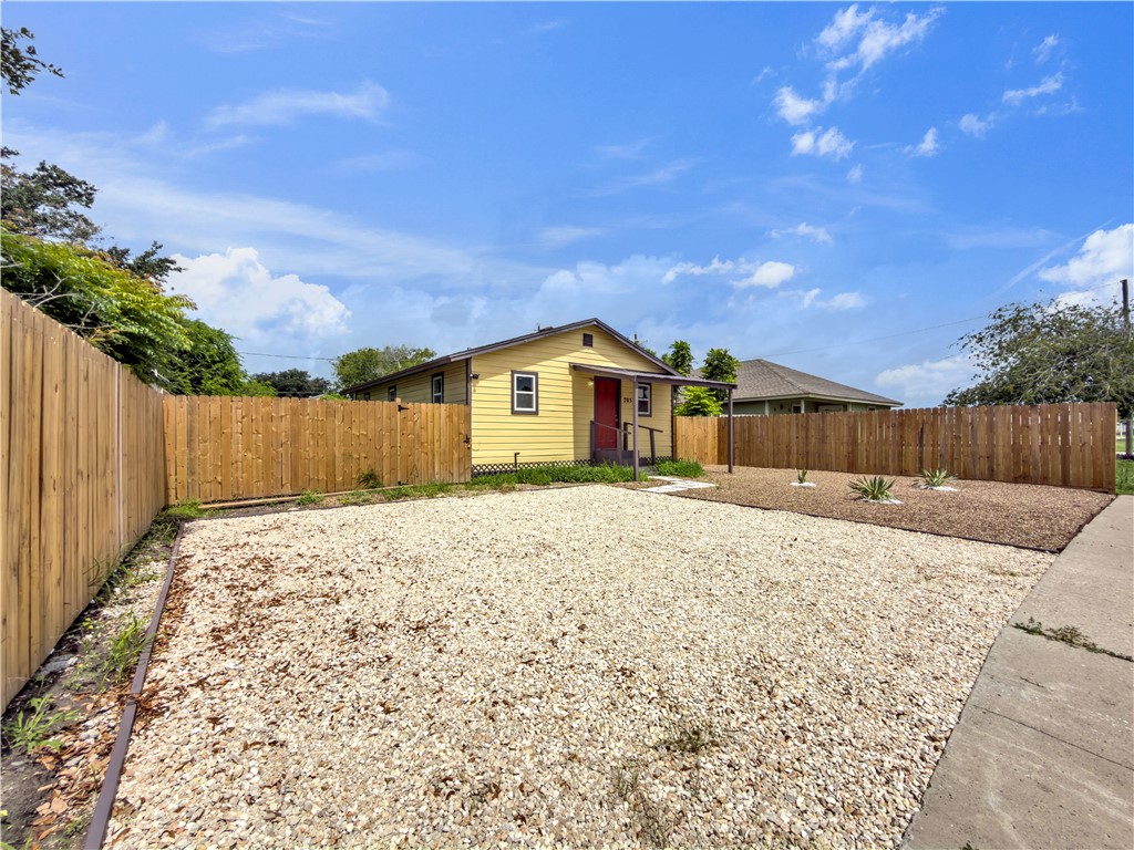 705 Seminole Street Corpus Christi TX 78405