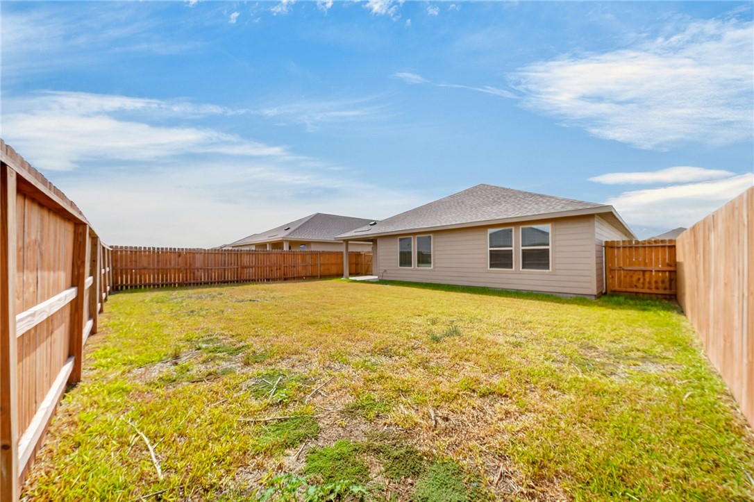 1338 Remys Way Corpus Christi TX 78415