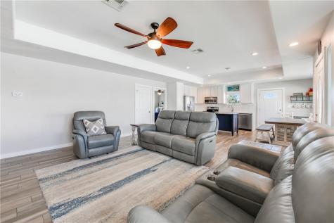404 Chloes Way Port Aransas TX 78373