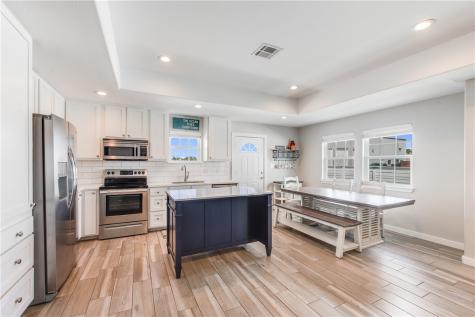 404 Chloes Way Port Aransas TX 78373