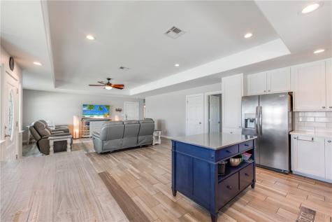 404 Chloes Way Port Aransas TX 78373