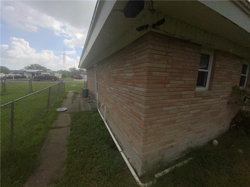 11107 Sunny Drive Corpus Christi TX 78410