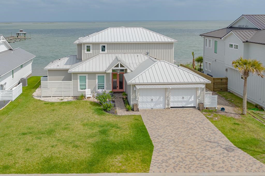 220 Reserve Lane Rockport TX 78382