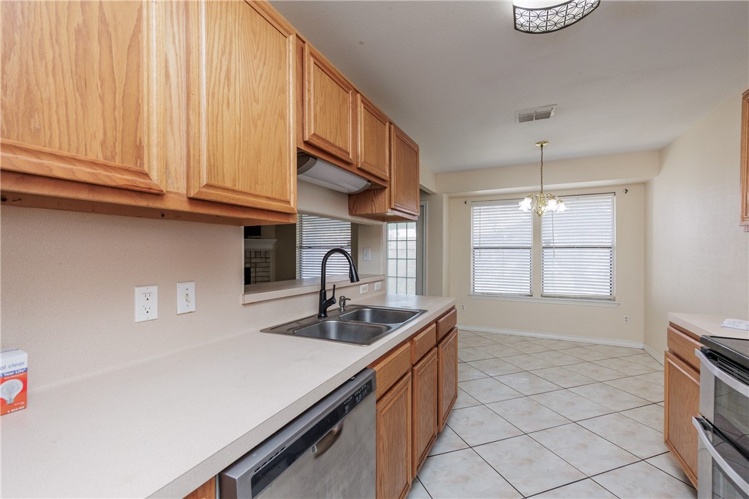 2256 Ivy Drive Corpus Christi TX 78418