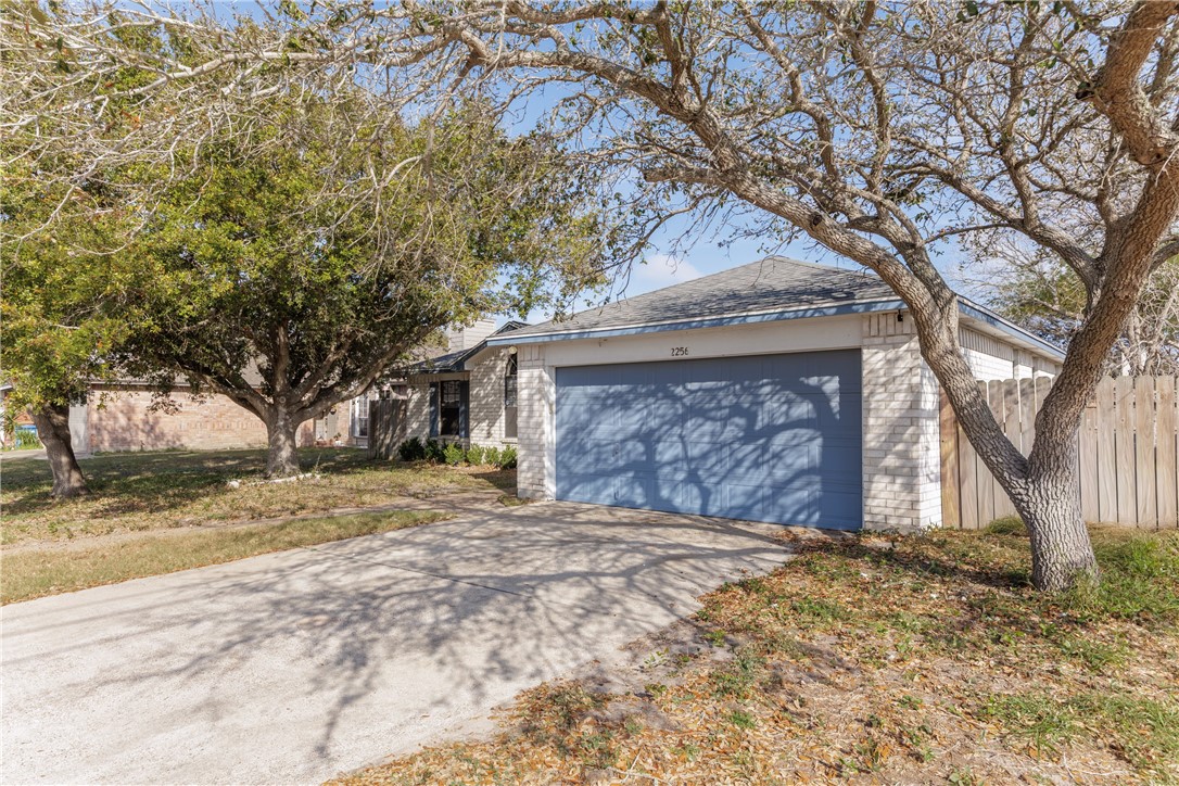 2256 Ivy Drive Corpus Christi TX 78418