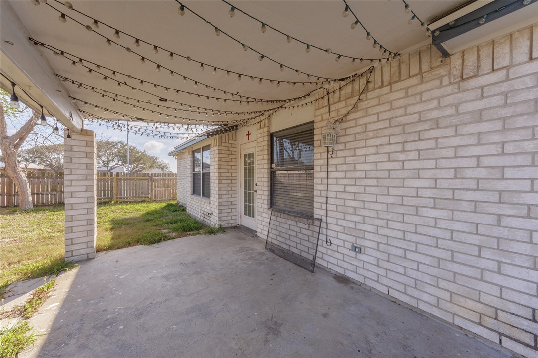 2256 Ivy Drive Corpus Christi TX 78418