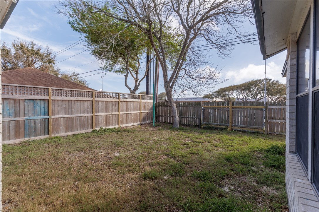 2256 Ivy Drive Corpus Christi TX 78418
