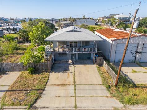 238 W Brundrett Avenue Port Aransas TX 78373