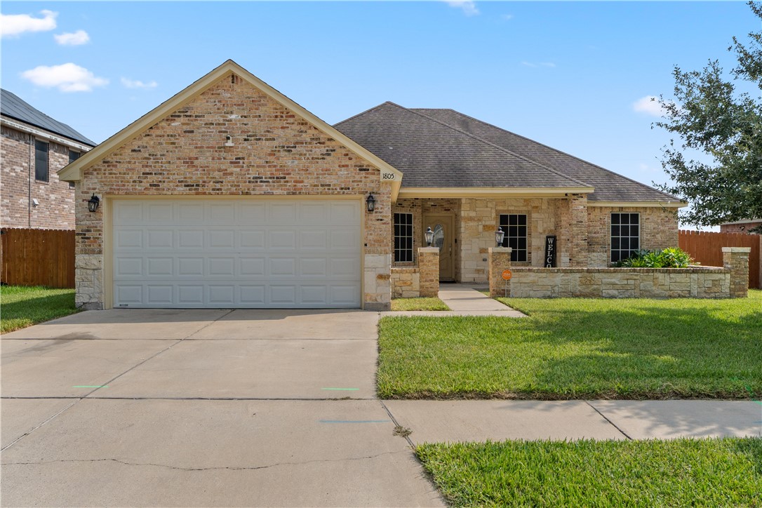 1805 Kelly Lane Kingsville TX 78363