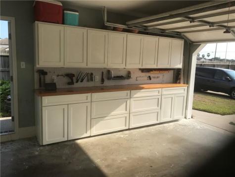 5026 Yorktown Boulevard Corpus Christi TX 78413