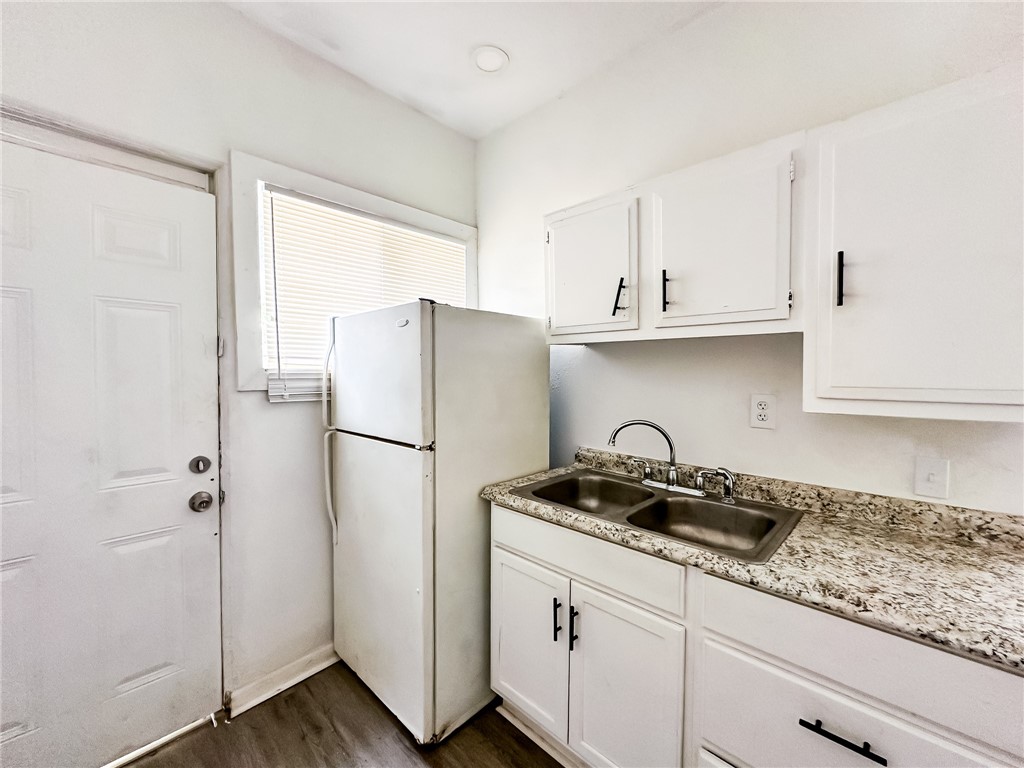 519 S Carancahua Street Corpus Christi TX 78401