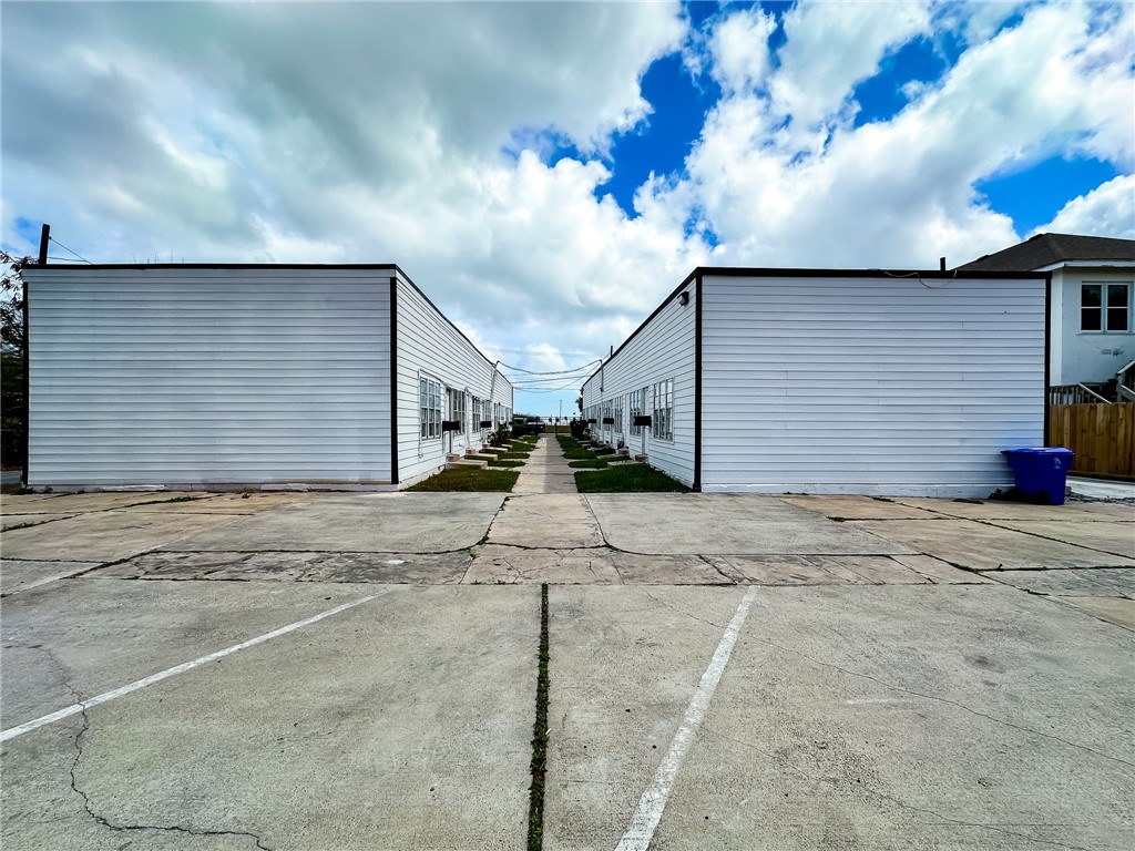 519 S Carancahua Street Corpus Christi TX 78401