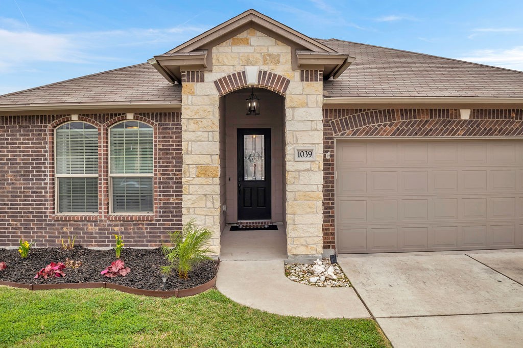 1039 Santa Catalina Portland TX 78374
