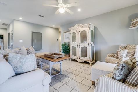 488 Margo Lane Port Aransas TX 78373