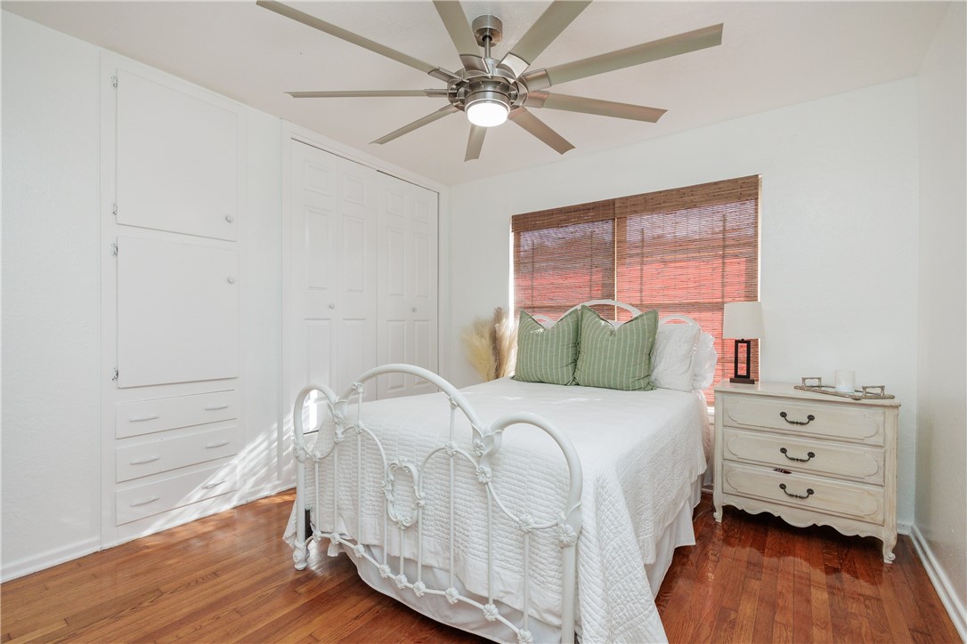 909 Dolphin Place Corpus Christi TX 78411