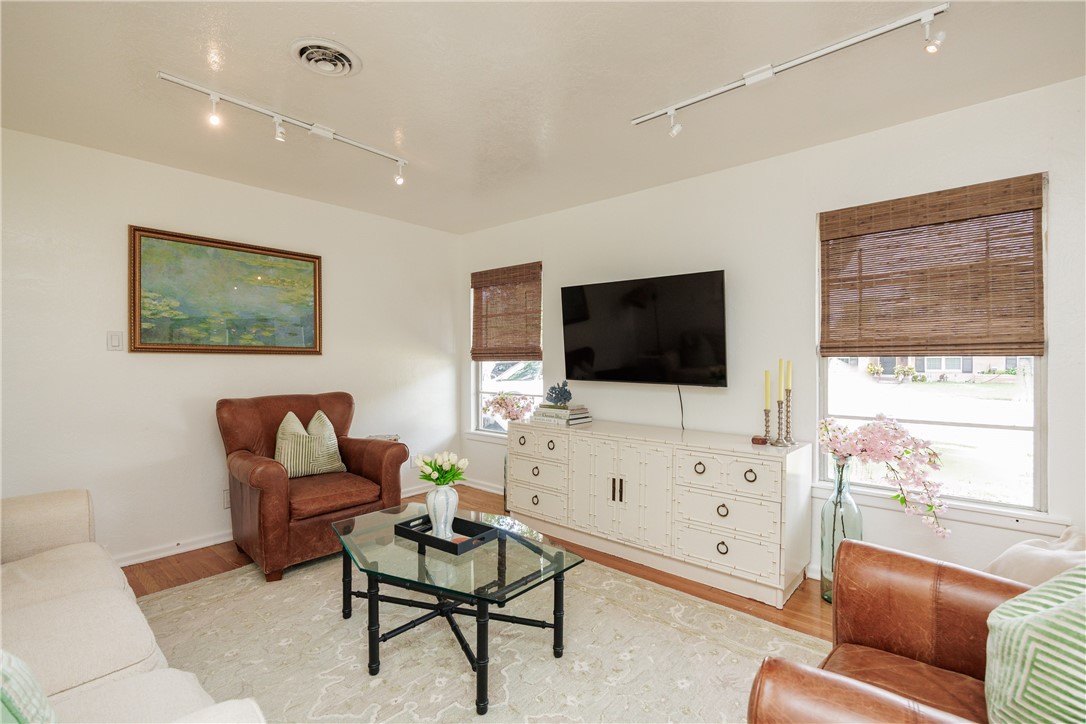 909 Dolphin Place Corpus Christi TX 78411