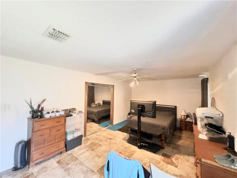 1518 W Waterview Street Portland TX 78374