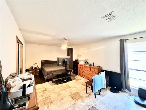 1518 W Waterview Street Portland TX 78374