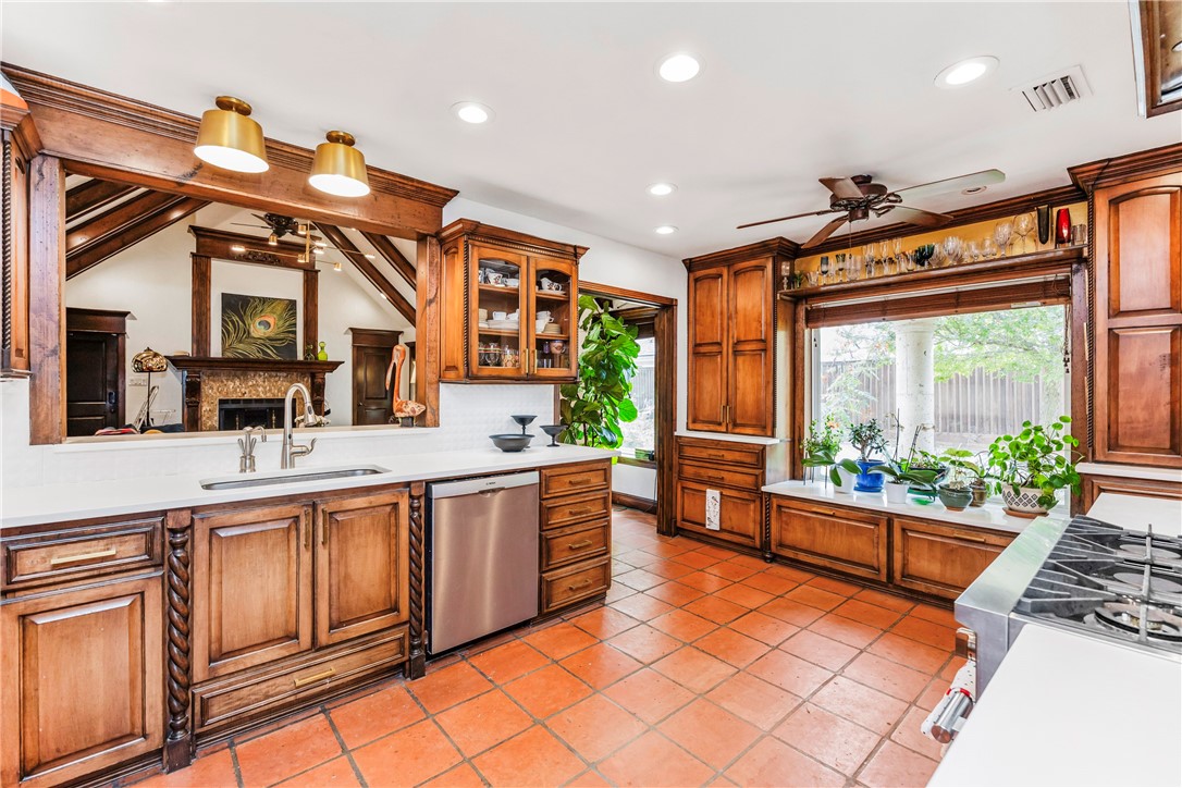 317 Cape Aron Drive Corpus Christi TX 78412