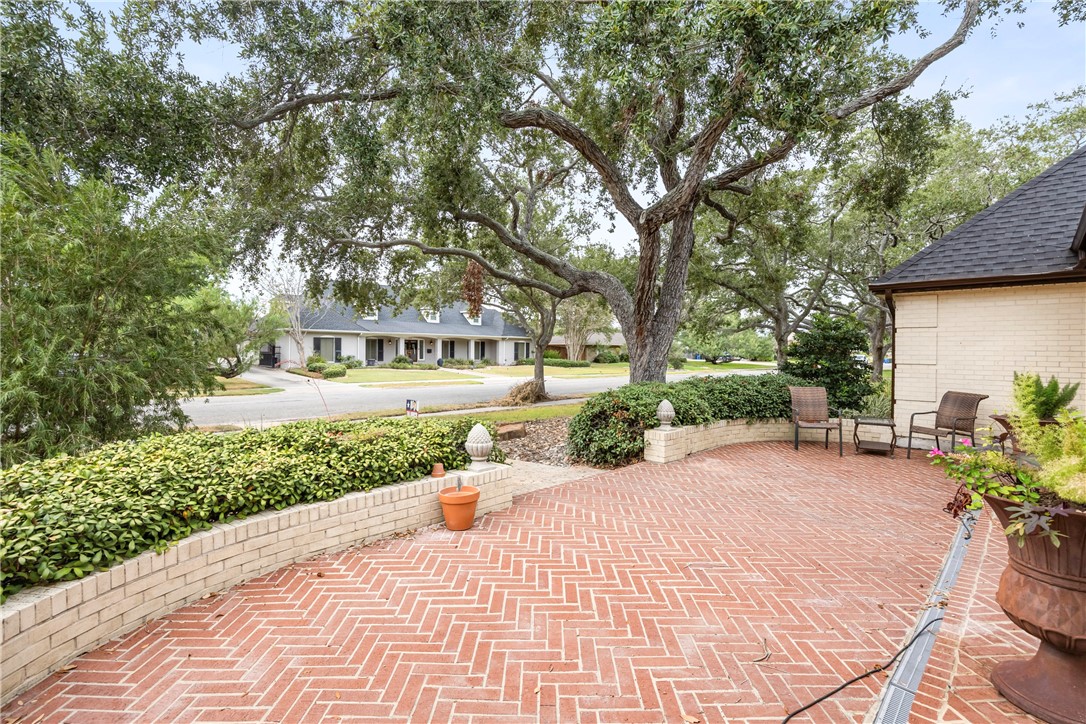317 Cape Aron Drive Corpus Christi TX 78412
