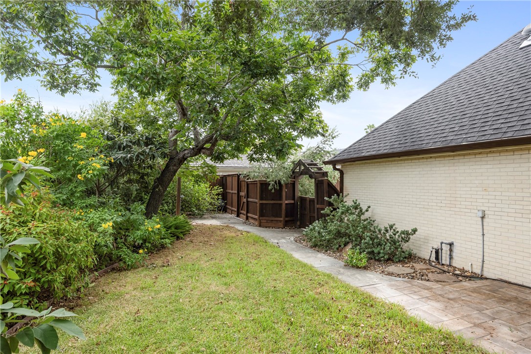 317 Cape Aron Drive Corpus Christi TX 78412