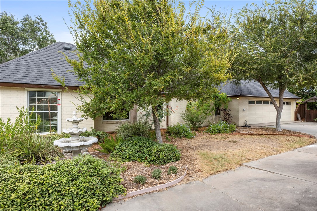 317 Cape Aron Drive Corpus Christi TX 78412