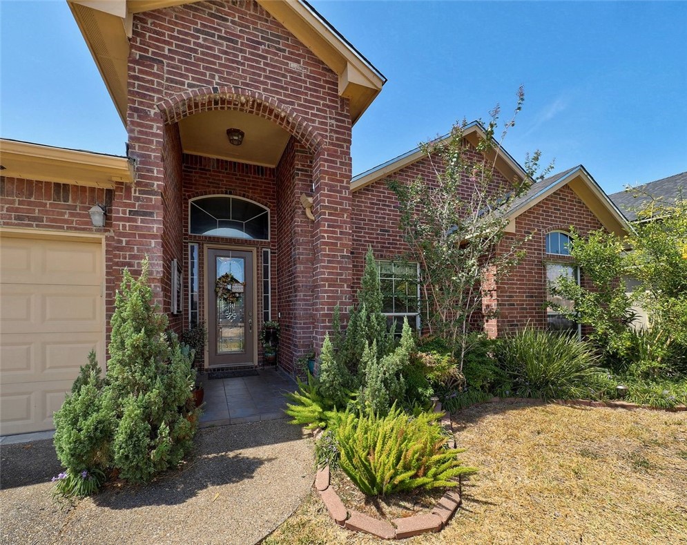 6821 Windy Creek Drive Corpus Christi TX 78414