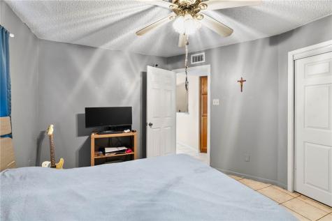 7252 The Mansions P-1 Corpus Christi TX 78414