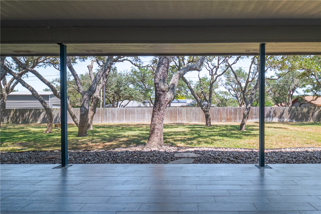 750 Redwood Avenue Rockport TX 78382