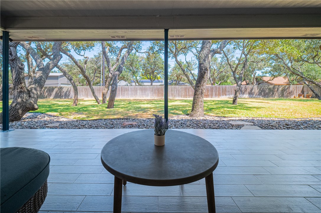 750 Redwood Avenue Rockport TX 78382